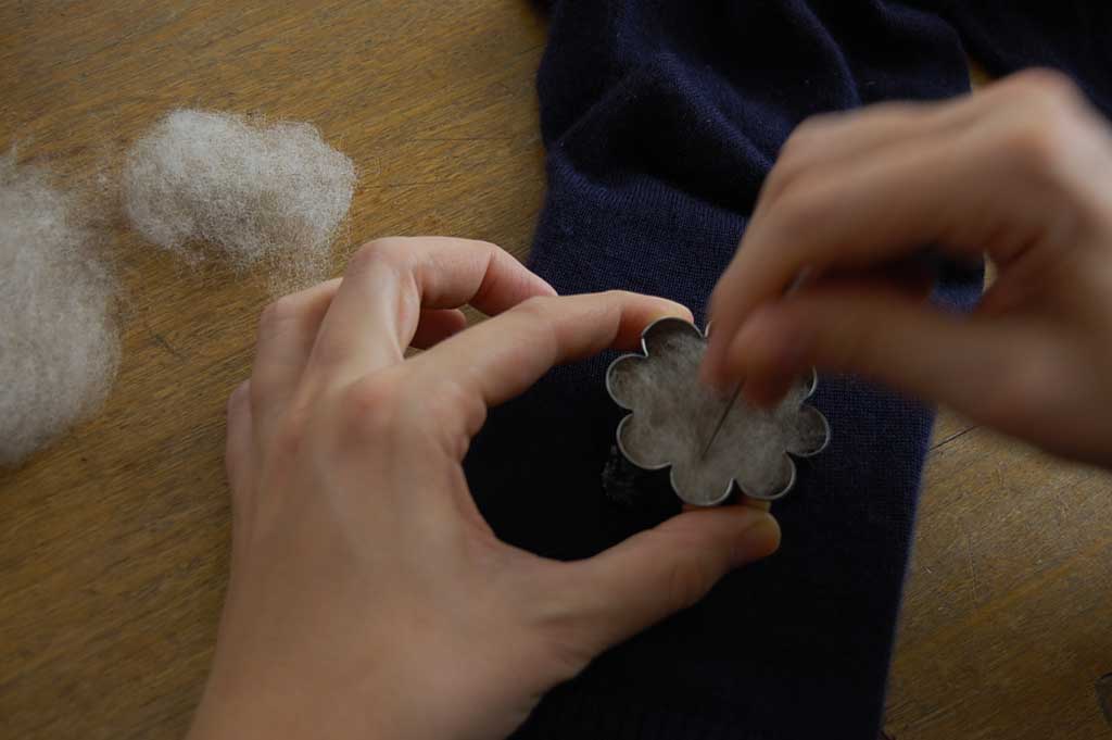 woolfiller riparare i buchi con la lana
